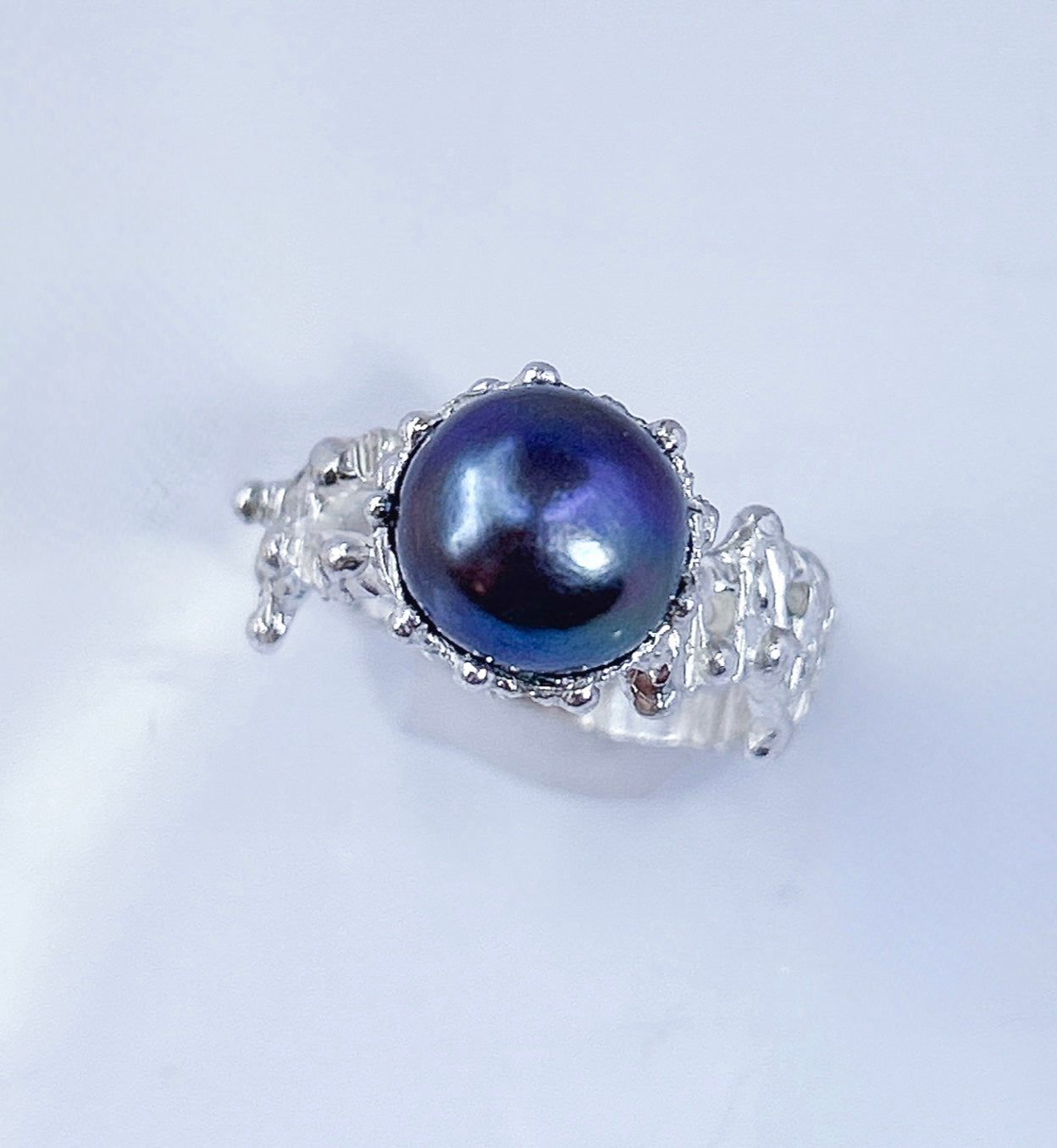 black pearl statement ring with textured finish, hand-carved casting ring band with 8mm cultured freshwater pearl