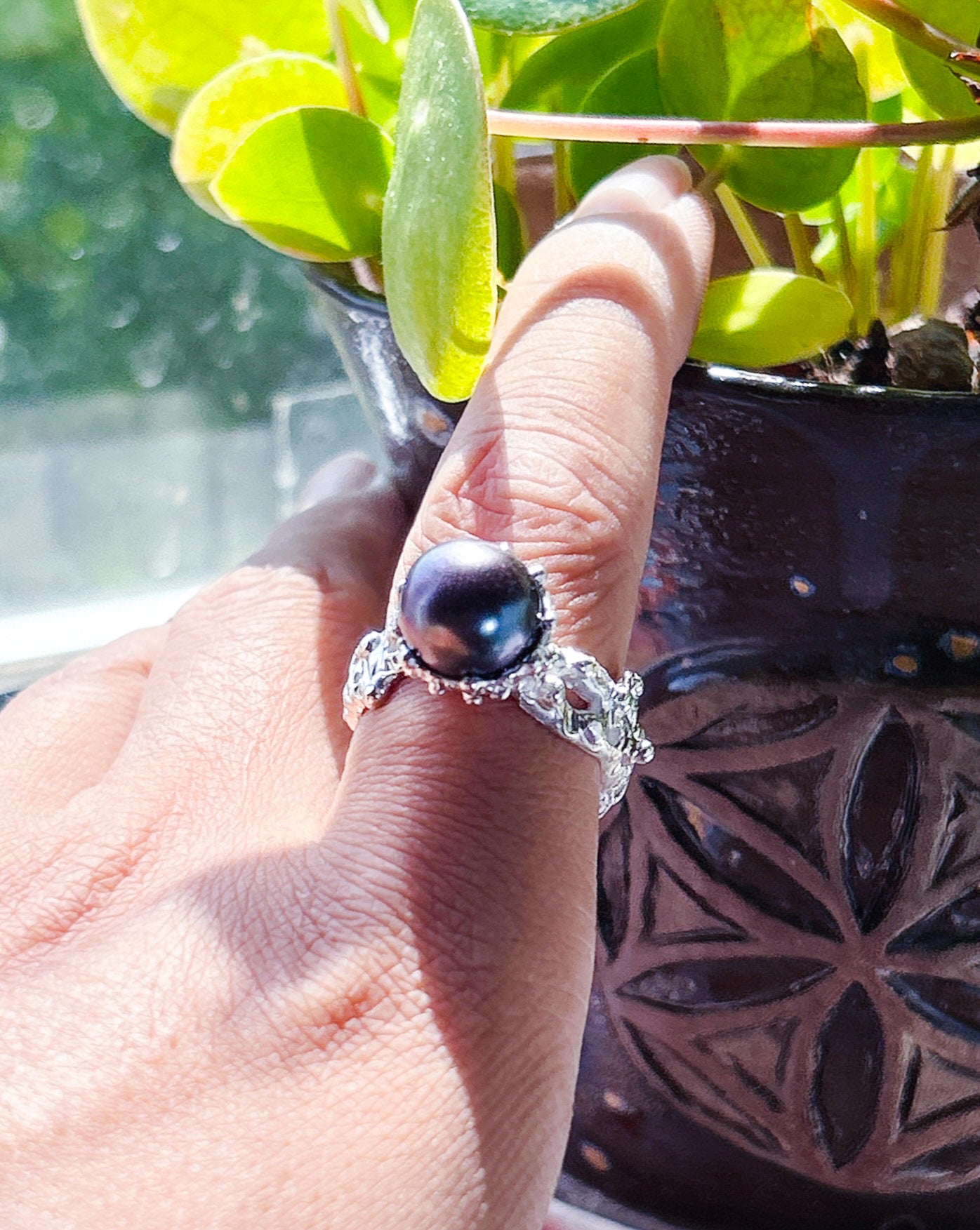 black pearl statement ring with textured finish, hand-carved casting ring band with 8mm cultured freshwater pearl